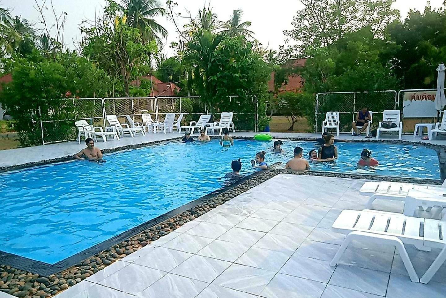Baan Golden Resort Sam Roi Yot Exterior foto