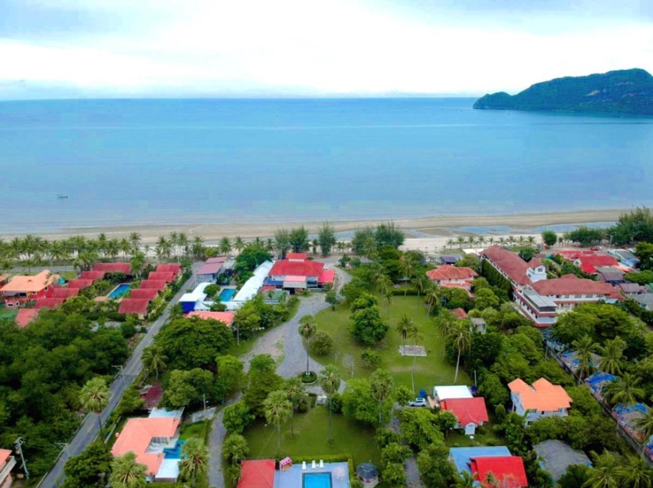 Baan Golden Resort Sam Roi Yot Exterior foto